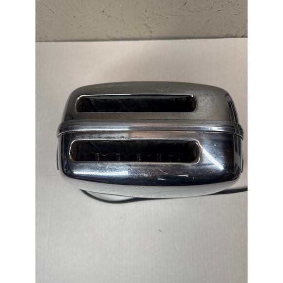 Toastmaster Automatic Pop-Up Toaster 2 Slice Chrome Art Deco Vintage 1B14 TESTED - Picture 3 of 3